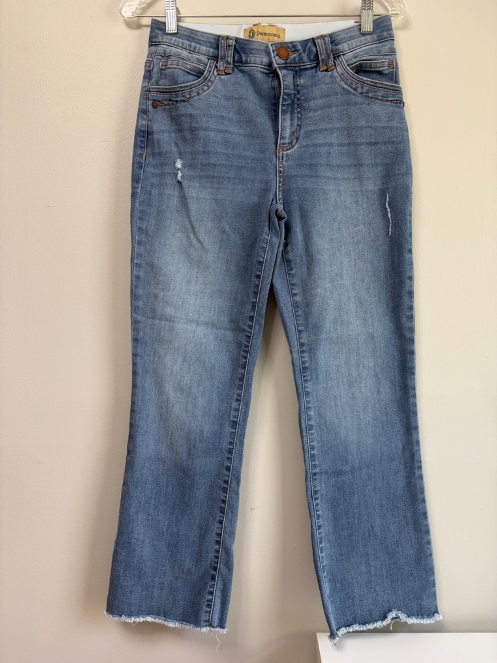 Democracy Distressed Light Blue‎ Cropped Straight Jeans with Raw Hem SIZE 2